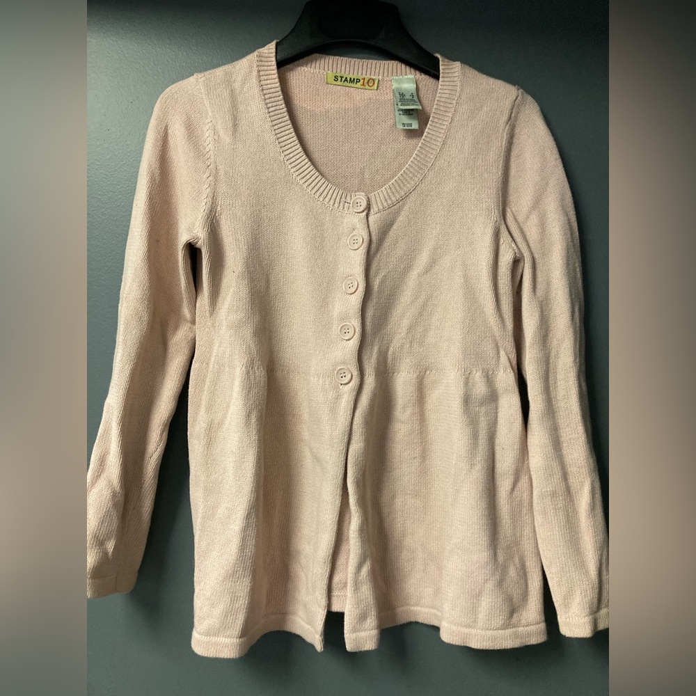 💛TODAY***$10***Stamp 10 100% pre-washed pale pink cardigan like top.